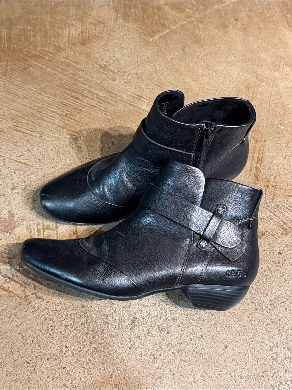 Taos Black Leather Ankle Boots